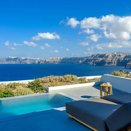 Neptune Luxury Hotel 5*