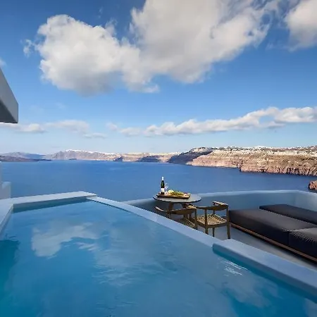 Neptune Luxury 5* Akrotírion