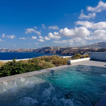 Neptune Luxury 5* Akrotírion