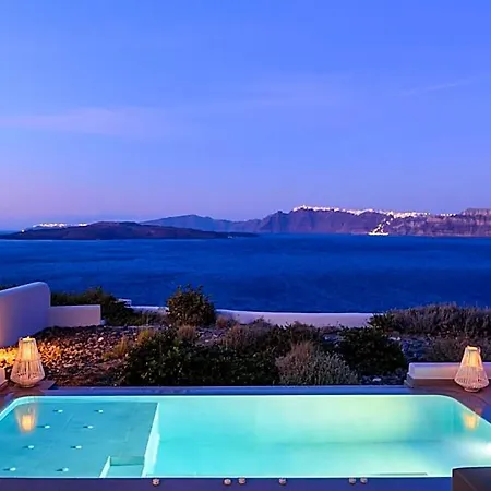 Neptune Luxury 5* Akrotírion