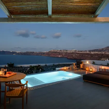 Neptune Luxury Hotel