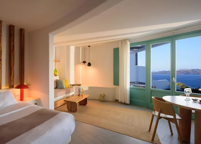 Neptune Luxury Hotel 5*