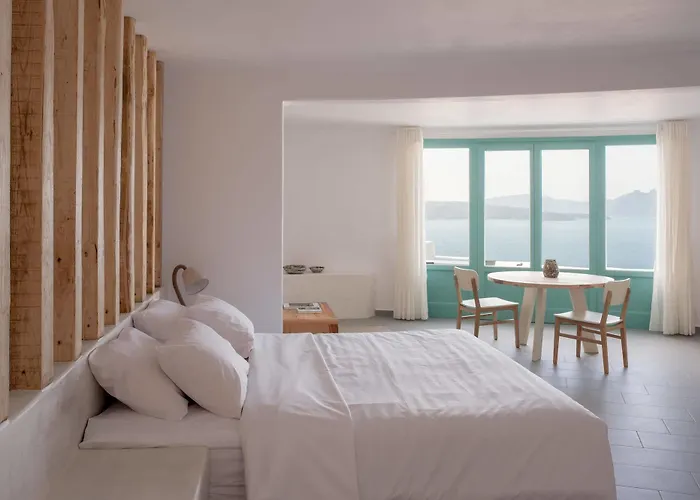 Neptune Luxury Hotel 5*