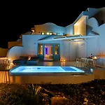 Neptune Luxury Hotel Akrotiri (Santorini)