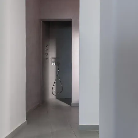 넵튠 럭셔리 스위츠 호텔