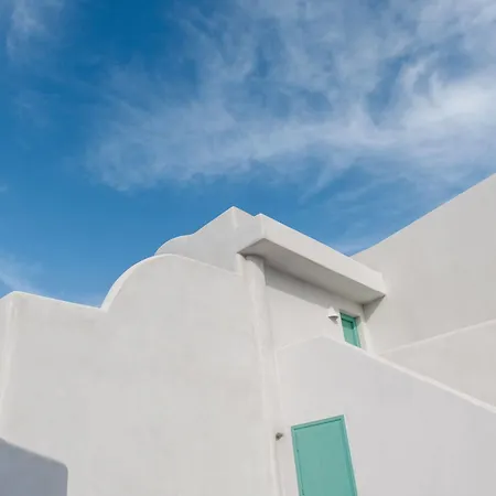 Neptune Luxury 5* Akrotiri (Santorini)