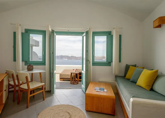 Neptune Luxury Hotel