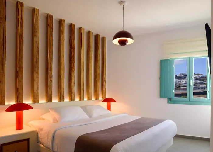 Neptune Luxury Hotel 5*